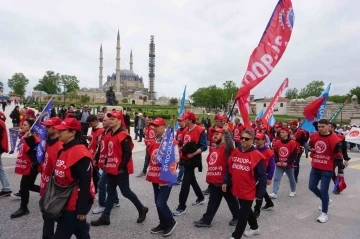 Edirne’de 1 Mayıs İşçi Bayramı coşkuyla kutlandı
