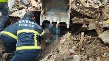 Edirne’de çöken metruk evde enkaz altında kalan 1 kişi hayatını kaybetti
