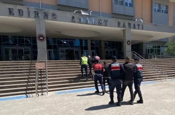Edirne’de sınır hattında DEAŞ, PKK ve FETÖ şüphelileri yakalandı
