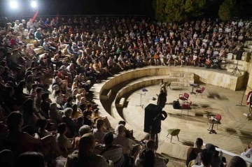 Efes Tiyatro Festivali, Matruşka ile sona erdi
