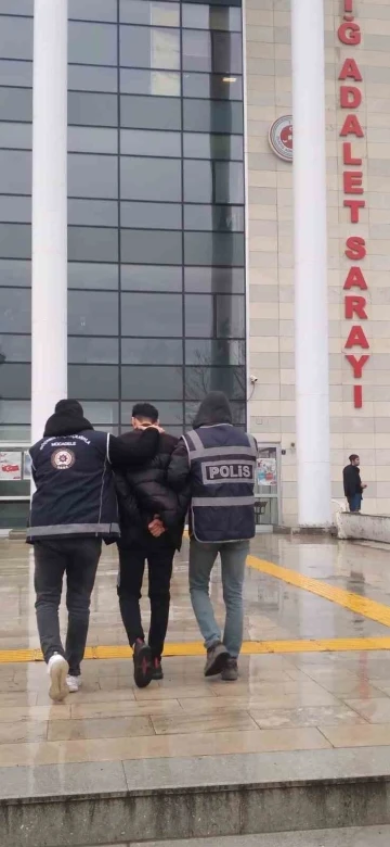 Elazığ’da göçmen kaçakçılığı operasyonu: 1 tutuklama
