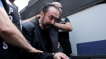 Elebaşı Adnan Oktar ve örgüt yöneticilerine 6136'ya muhalefetten hapis cezası