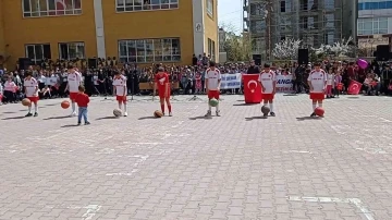Erciş’te 23 Nisan Ulusal Egemenlik ve Çocuk Bayramı coşkusu
