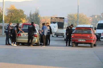 Erzincan’da toplam 18 yıl kesinleşmiş hapis cezası bulunan 15 aranan şahıs yakalandı
