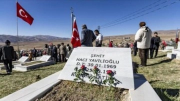 Erzurum'da eli kanlı PKK'nın katlettiği 33 Yavi şehidi anıldı