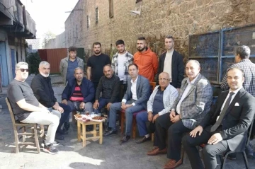 Eski MHP Diyarbakır İl Başkanı ve Asur Gençlik Spor Kulüp Başkanı Kayaalp partililerle bir araya geldi

