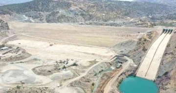 Eskişehir Gündüzler ve Adıyaman Çetintepe barajlarında çalışmalar devam ediyor
