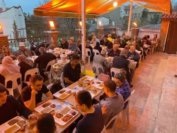 Eskişehir Türk Ocağı’nın yardım ve iftar programları devam ediyor
