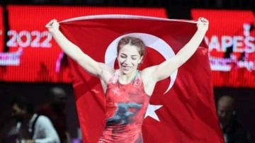 Evin Demirhan Yavuz gümüş madalya kazandı