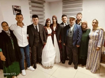 Fas’tan Yozgat’a gelin geldiler, aynı düğünle dünya evine girdiler

