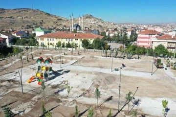 Fatih Sultan Mehmet Mahallesi’ndeki yeni parkın yapımı devam ediyor
