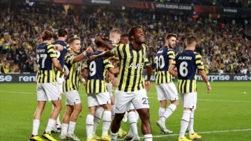 Fenerbahçe 2-0 AEK Larnaca MAÇ ÖZETİ İZLE