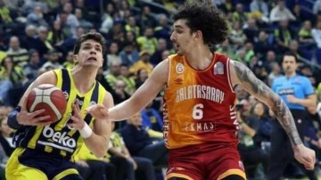 Fenerbahçe derbide Galatasaray'a fark attı
