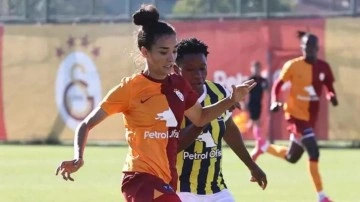 Fenerbahçe ile Galatasaray kadınlar da zirveyi paylaşıyor!