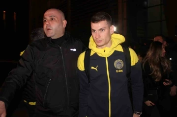 Fenerbahçe, Kayseri’de coşkuyla karşılandı
