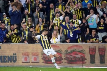 Fenerbahçe'nin Sırp Yıldızı Dusan Tadic'den Ender Gole İmza!