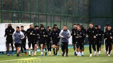 Fenerbahçe öncesi Beşiktaş 4 eksikle çalıştı