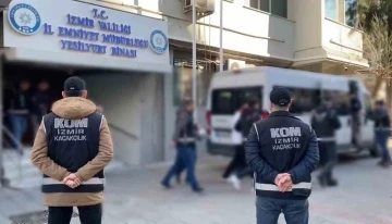 FETÖ şüphelilerine İzmir merkezli operasyon: 15 gözaltı
