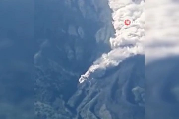 Filipinler’de Mayon Yanardağı'nda volkanik hareketlilik
