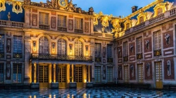 Fransa'da Versailles Sarayı'nda bomba ihbarı
