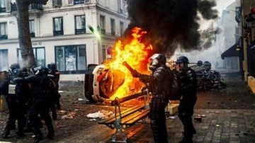 Fransız gazetesi, Paris'teki saldırıyı Türkiye'ye yıkmaya çalıştı