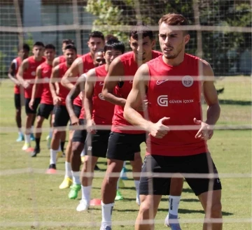 FTA Antalyaspor, Kayserispor maçı hazırlıklarını tamamladı
