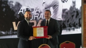 Galatasaray'ın efsane ismi Arda Turan: En büyük hayalim Alexis Sanchez transferiydi