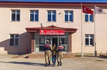 Gaziantep'te 3 kaçak göçmen organizatörü yakalandı