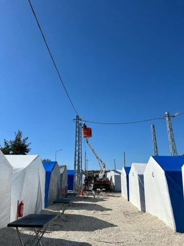 Gaziantep’te çadır kentlere enerji sağlandı
