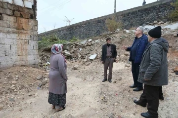 Gaziantep’te yoğun yağışın ardından su baskını olan evlere destek
