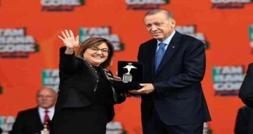 Genç Gaziantep Mobil uygulamasına Cumhurbaşkanı’ndan ödül aldı