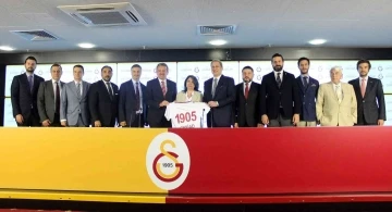 GSYİAD, Galatasaray Erkek Voleybol Takımı’na forma sponsoru oldu
