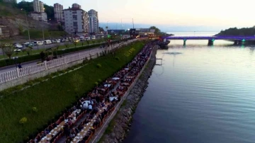 Gülüç’te 5 bin kişi muhteşem manzara eşliğinde birlikte iftar açtı
