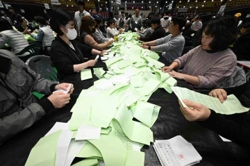 Güney Kore, Ulusal Meclis seçimleri için sandık başına gitti
