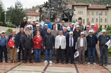HAK-İŞ Konfederasyonu 1 Mayıs’ta Kastamonu’da bildiri okudu
