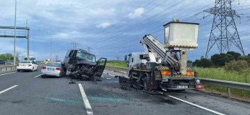 Hasdal-Kemerburgaz yolunda kaza: 3 yaralı
