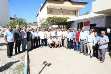 Hatay Büyükşehir Belediyesi Başkanı Lütfü Savaş Kırıkhan’da vatandaşlarla bir araya geldi
