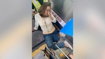 Havaalanında korkunç olay: Yürüyen yola ayağını kaptıran kadının bacağı kesildi