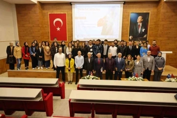 HKÜ’de Mehmet Akif Ersoy ve Çanakkale Ruhu Anma programı gerçekleştirildi
