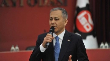 İçişleri Bakanı İstanbul'da Asayiş Toplantısına Katıldı