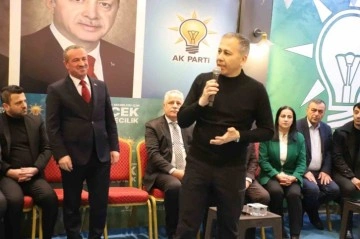 İçişleri Bakanı Yerlikaya, Hakkari'de Mehmetçiklerle İftar Yaptı