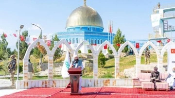 İDDEF, Afganistan’da Kubbetu’s Sahra Mimarisinde Cami inşa etti