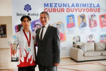İhlas Koleji öğrencisi Turhan Ayhan Aydeniz, Türkiye şampiyonu