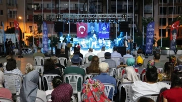 İncirliovalılar, Büyükşehir Belediyesi’nin bahar konseri ile coştu
