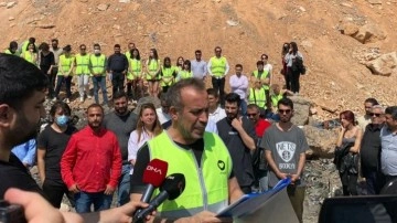 İngiliz çöpleriyle mücadele için Adana’ya gelen Haluk Levent duyurdu: 1 ay içinde temizleyecekler