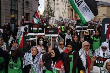 İngiltere’de büyük Filistin’e destek protestosu
