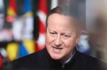 İngiltere Dışişleri Bakanı Cameron: “(İsrail’e) Desteğimiz kayıtsız şartsız değil”
