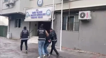 İnterpol tarafından aranıyordu: Kazakistan uyruklu şüpheli İzmir’de yakalandı
