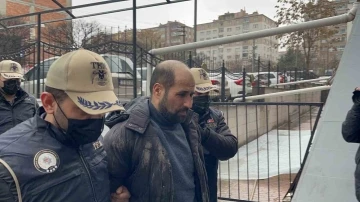 İnterpol’ün kırmızı bültenle aradığı DEAŞ üyesi tutuklandı
