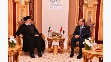 İran Cumhurbaşkanı Reisi, Mısır Cumhurbaşkanı Sisi ile görüştü
